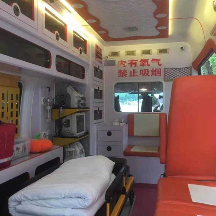 宝兴癌症租赁救护车转运：为生命护航的科技与人文关怀